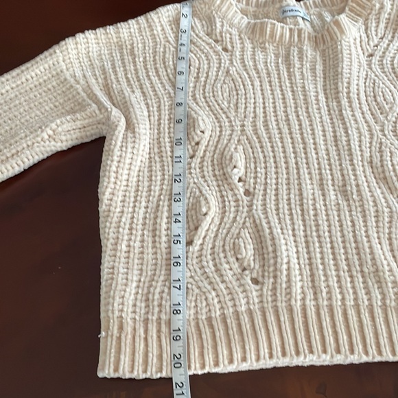 Pastel Yellow Sweater - Picture 7 of 7